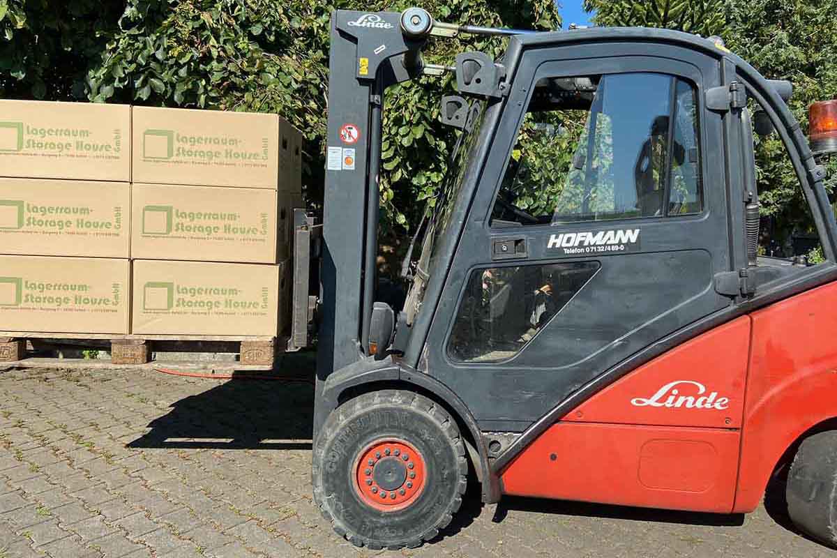 Interner Link zu Lagerraum-Storage House GmbH - Self Storage Europaletten Service